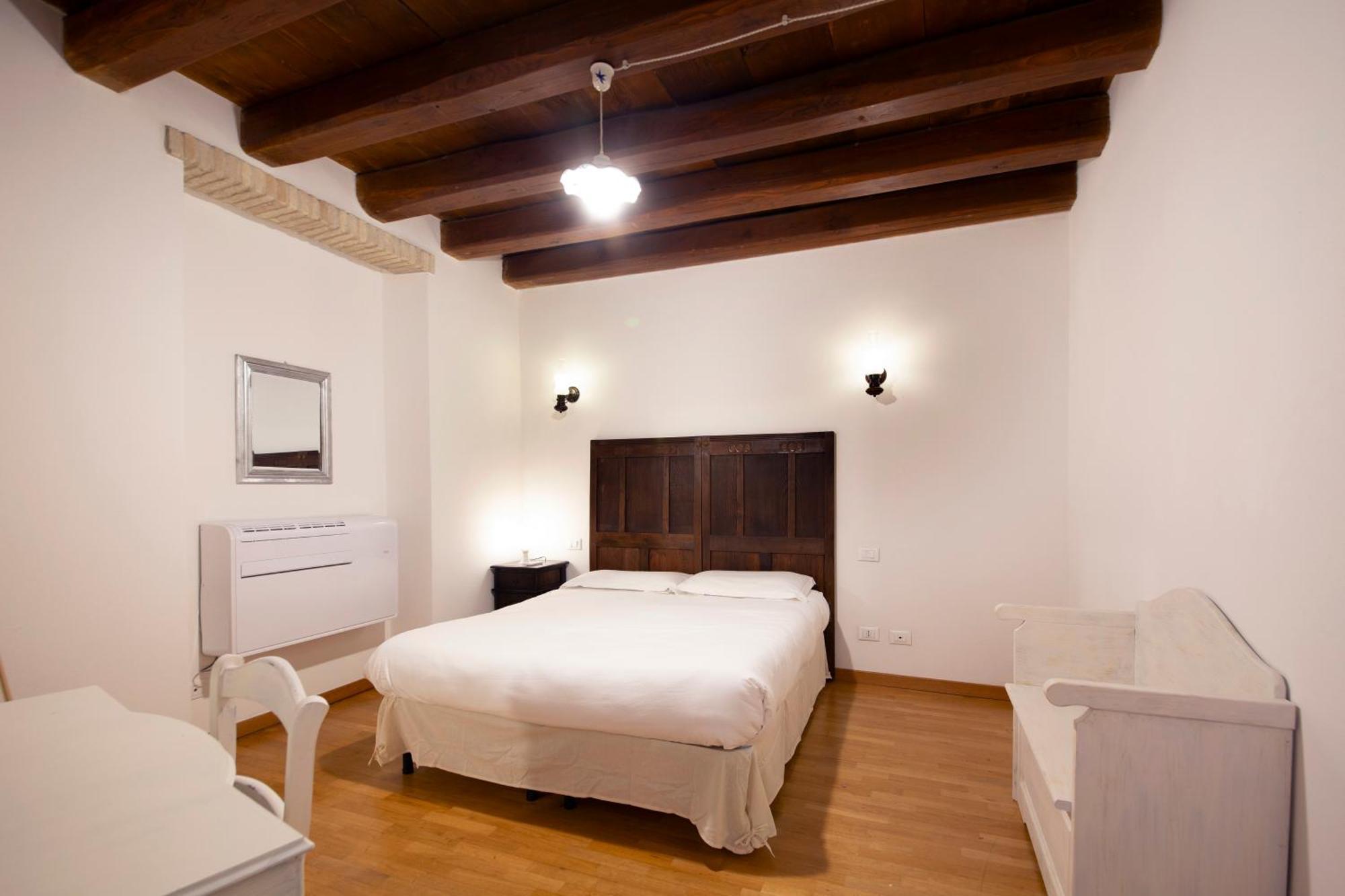 Suite Martini Al Castello كالياري المظهر الخارجي الصورة