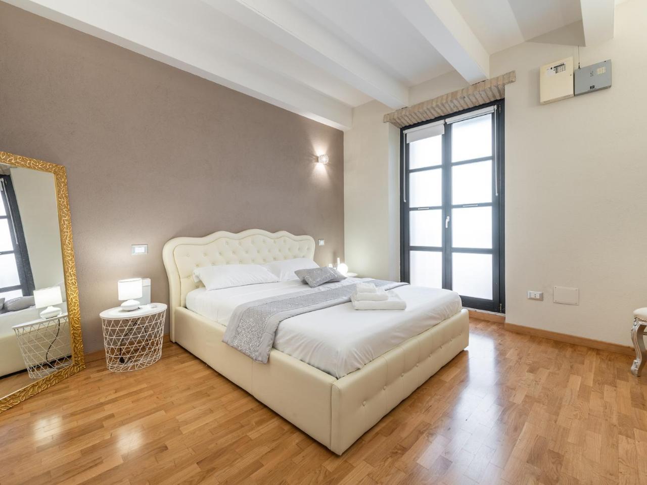 Suite Martini Al Castello كالياري المظهر الخارجي الصورة